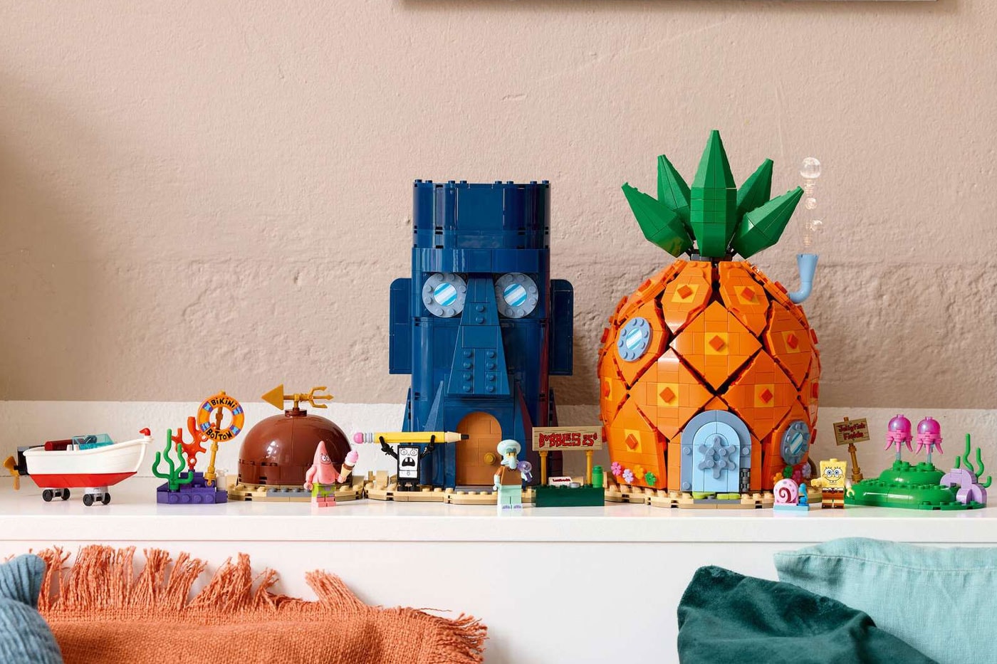LEGO Goes Under the Sea With a Massive, Nostalgic 'Bikini Bottom' Icons Set