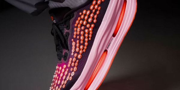 Nike Vomero Premium "Otaku Approved" Release Info Black/Arctic Pink-Perfect Pink-Total Orange IR2168-001