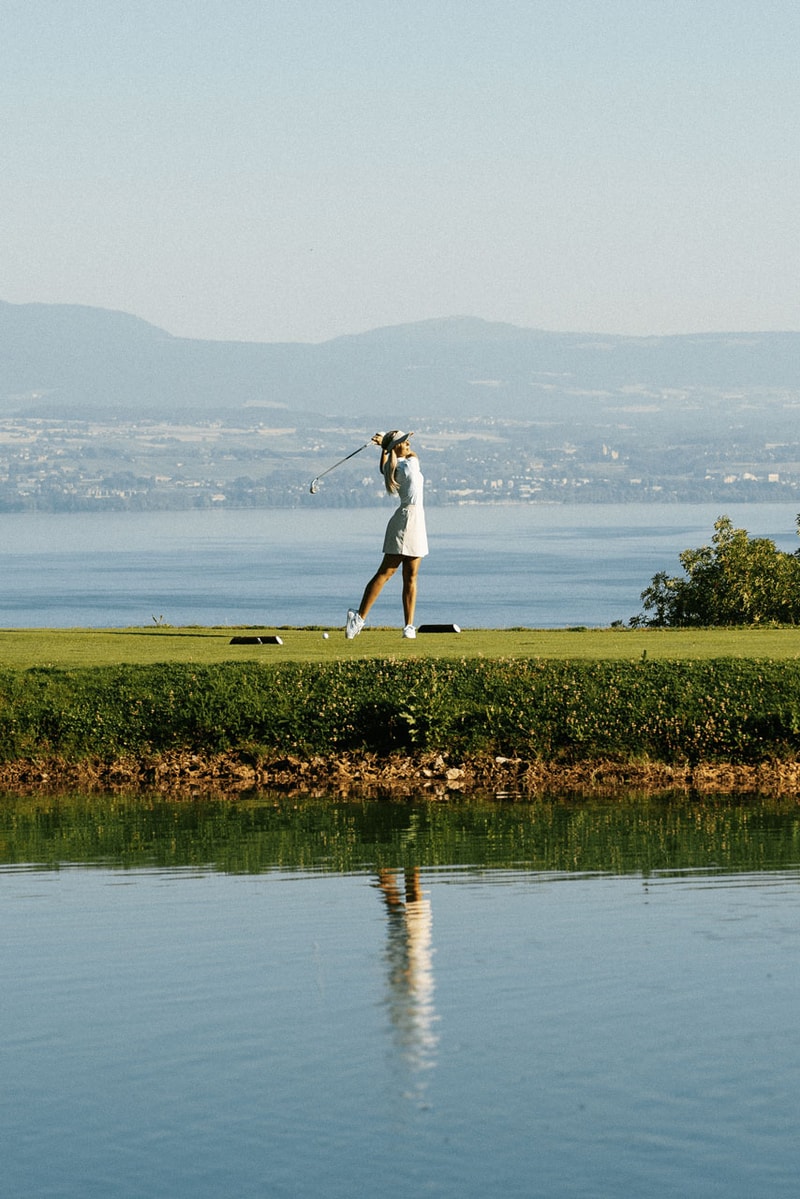 porsche amundi evian championship takeover golf formula e cayenne turbo electric 975 E presentation hole in one haerun ryu brooke henderson esery montreux festival 