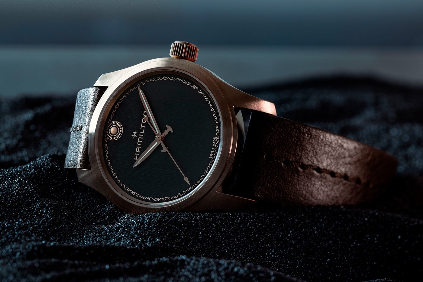 https%3A%2F%2Fhypebeast.com%2Fimage%2F2026%2F07%2F17%2Fhamilton-christopher-nolan-the-odyssey-limited-edition-watch-collaboration-release-info-1.jpg