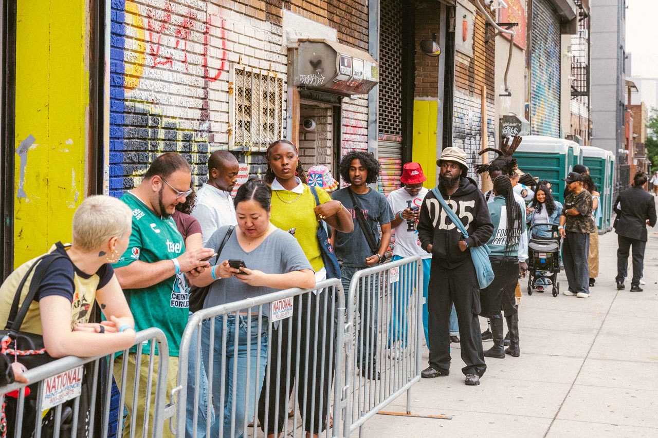 From Berlin to Brooklyn, COLORSxSTUDIOS Is a Hub for Creative Expression Arima Ederra, Mack Keane, and headliner Mereba WHATMORE LIIM kelela new avatar free levi's release tickets merch concert colors studio infinity song momo boyd kendrick lamar good flirts