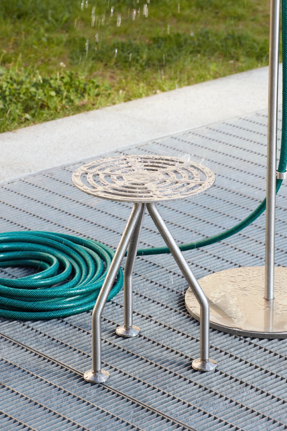 NM3 x QuadroDesign Andrea Ferrari OG—NM301 Stainless Steel Stool Info Furniture Design