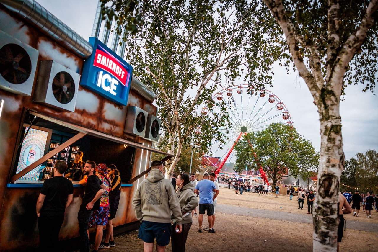smirnoff ice dominator festival cold classics dutch hardcore dance music dj anime netherlands outdoor event stage freeze pointdetonate a-bomb 