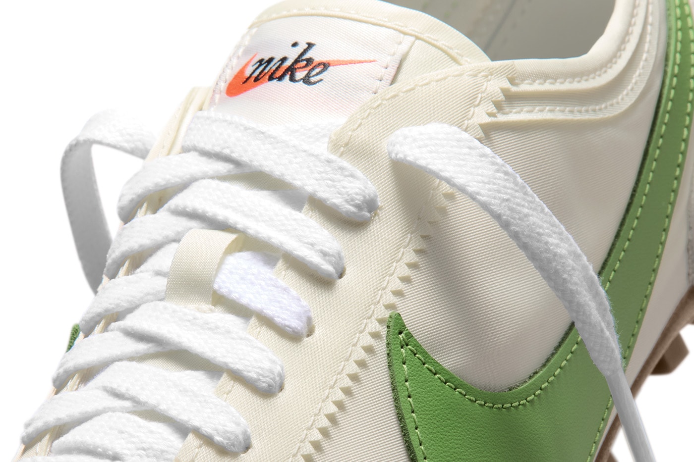 Nike Moon Shoe Sail/Chlorophyll II0407-102 Official Images Release Info