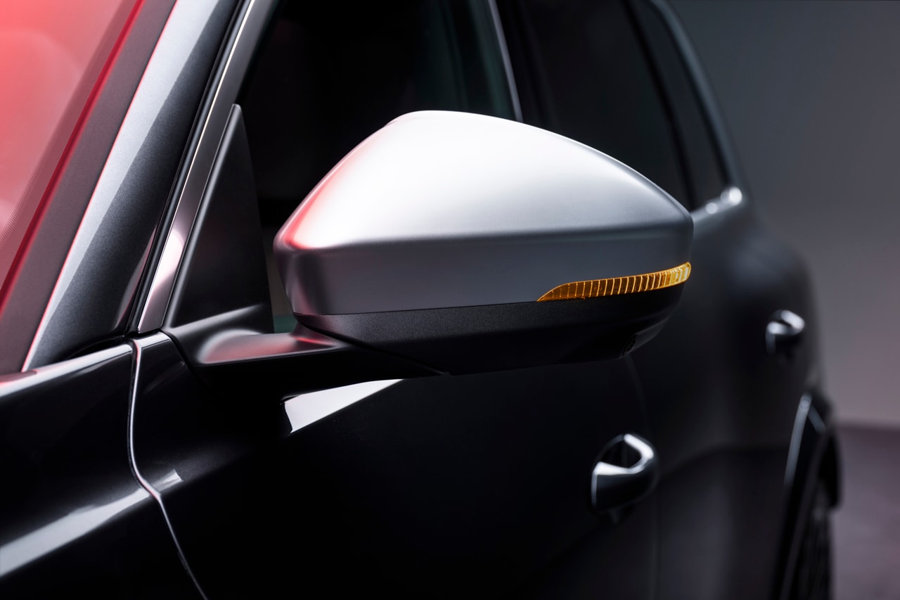 Audi Q9 and SQ9: Features, Power, and Lighting Tech Matrix headlights lamborghini urus