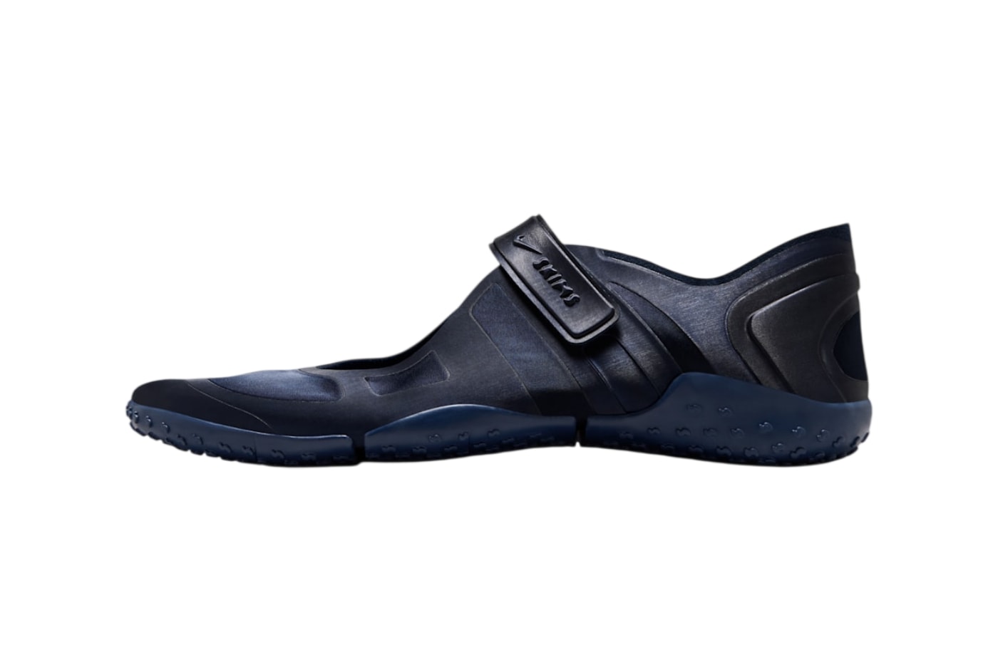 kim kardashian nike skims NikeSKIMS Air Rift Satin Obsidian Night Silver IQ7158-002 IQ7158-400 Release Info