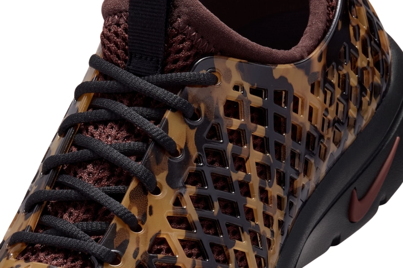 Nike Air Rejuven8 “Camo Pack”  “Black Camo” IU3167-002  “Barkroot Brown Camo” IU3167-001 Official Images
