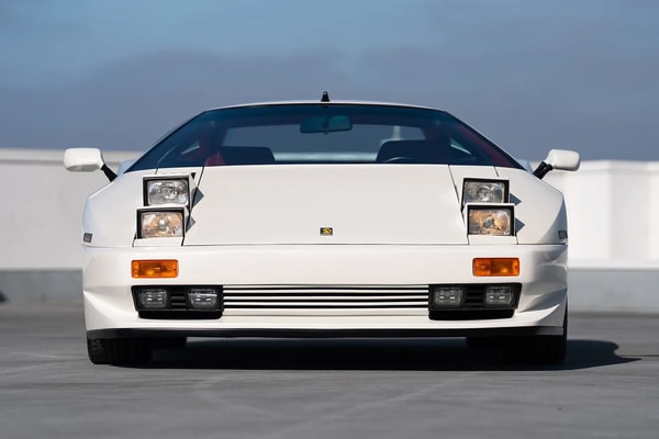 1988 Cizeta-Moroder V16T prototype in pearl white at RM Sotheby’s Monterey auction