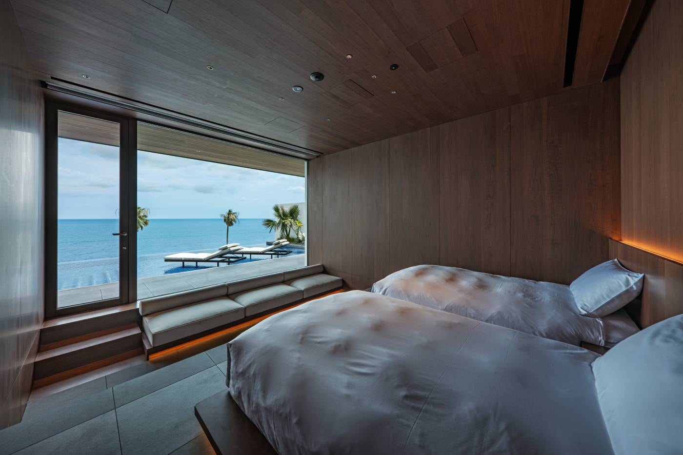 NOT A HOTEL AOSHIMA CHILL2.0 COAST New Villas Rooms Design Info Shin Ohori GENERAL DESIGN