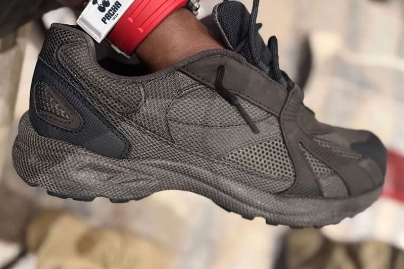 Ye Shares First Look at the YEEZY 800