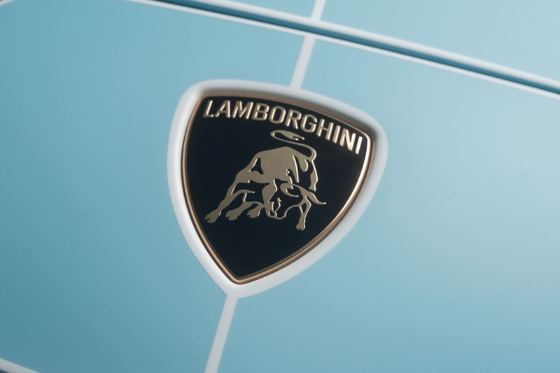 Automobili Lamborghini Temerario and Urus SE Performante plug-in hybrid SUV lineup