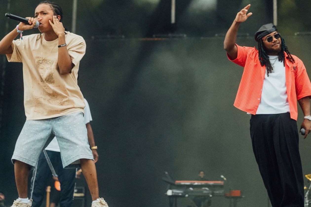 2026 Lollapalooza, 한 단계 업그레이드: 올해 페스티벌에서 가장 좋았던 순간들. sombr 헤드라이닝 공연, Charli XCX의 Music Fashion Film, Little Simz Goes B2B: 무대 공연부터 DJ 세트까지, Destin Conrad의 커스텀 Advisry 착장, Blood Orange의 새 비주얼에 담긴 축구 영상, PATRÓN의 Hacienda – 디제잉을 하려면 바이닐을 돌려야 하는 곳, beabadoobee의 수많은 기타와 밈 감성 머천다이즈, Geese 머천다이즈, JENNIE의 새 음악, sombr, 5SOS의 'She Looks So Perfect', Pusha T, Malice, 시카고 Grant Park, 라인업, 티켓, 테킬라 가격, Kwn, House of Errors, Clipse의 컴백, Lorde x Charli