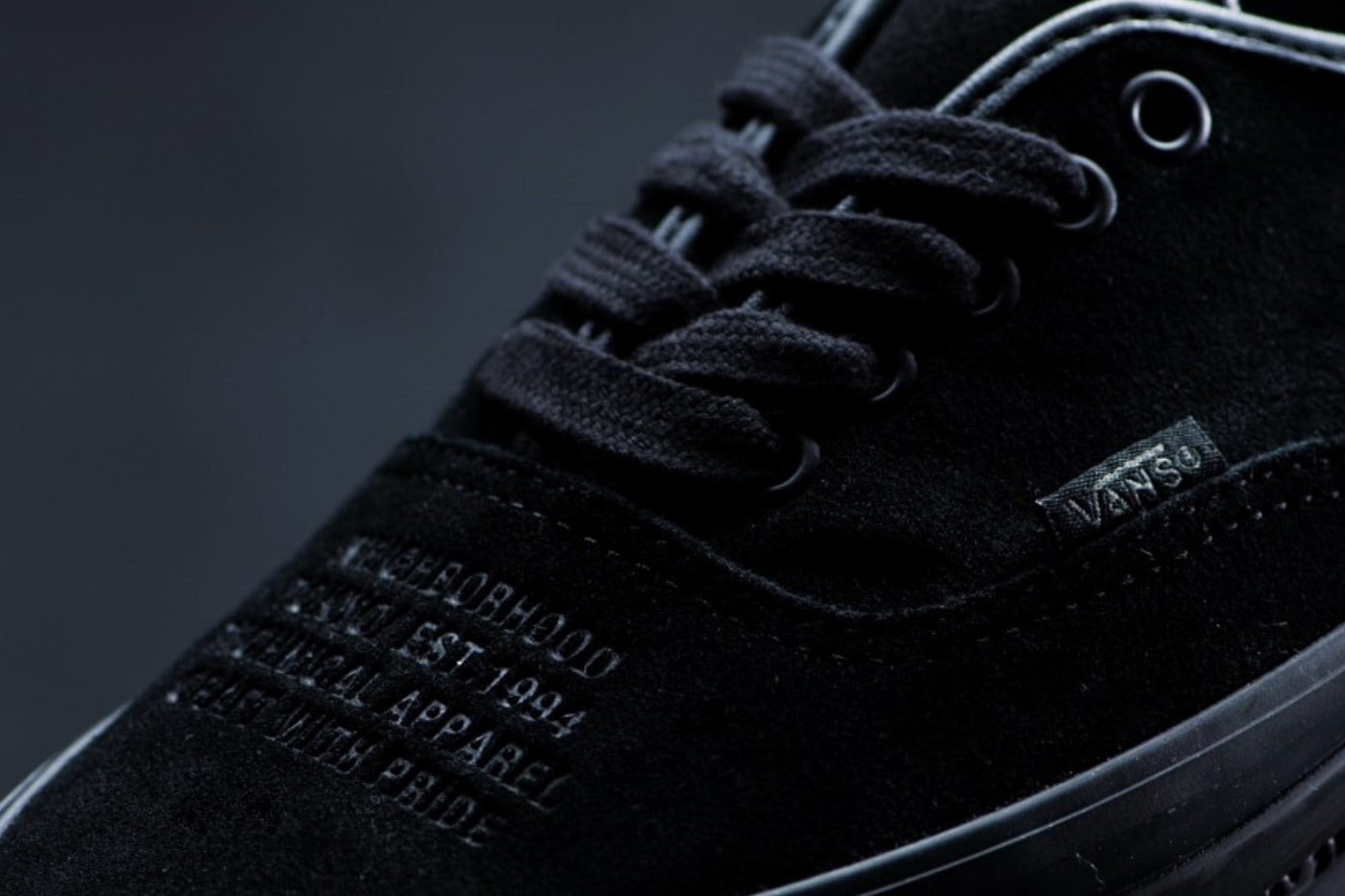 OTW by Vans x NEIGHBORHOOD Authentic 44 Closer Look Release VN000XVJ7VJ VN000XVJBLA Info