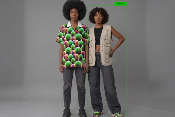 Simon Weckert Digital Camouflage garments with adversarial texture pattern to disrupt AI person detection systems