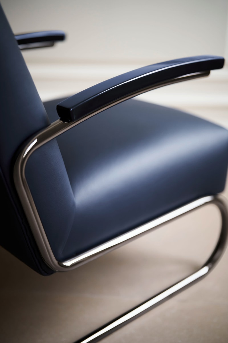 Jil Sander Thonet Furniture Collection 2026 Expansion Info S 1070 tables S 411 lounge chairs SERIOUS NORDIC