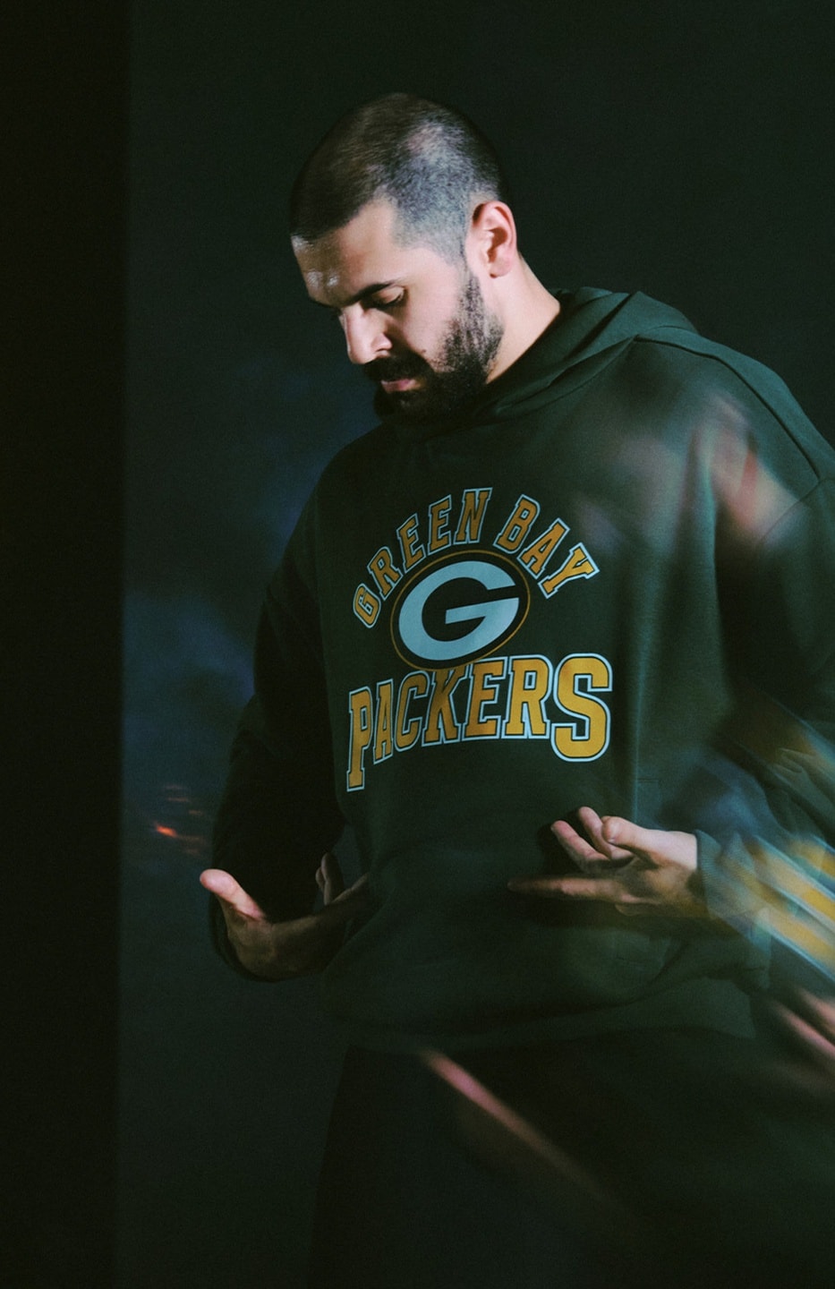 Levelwear and the NFL Take Team Colors From the Stadium to the Studio With Beyond Sunday
