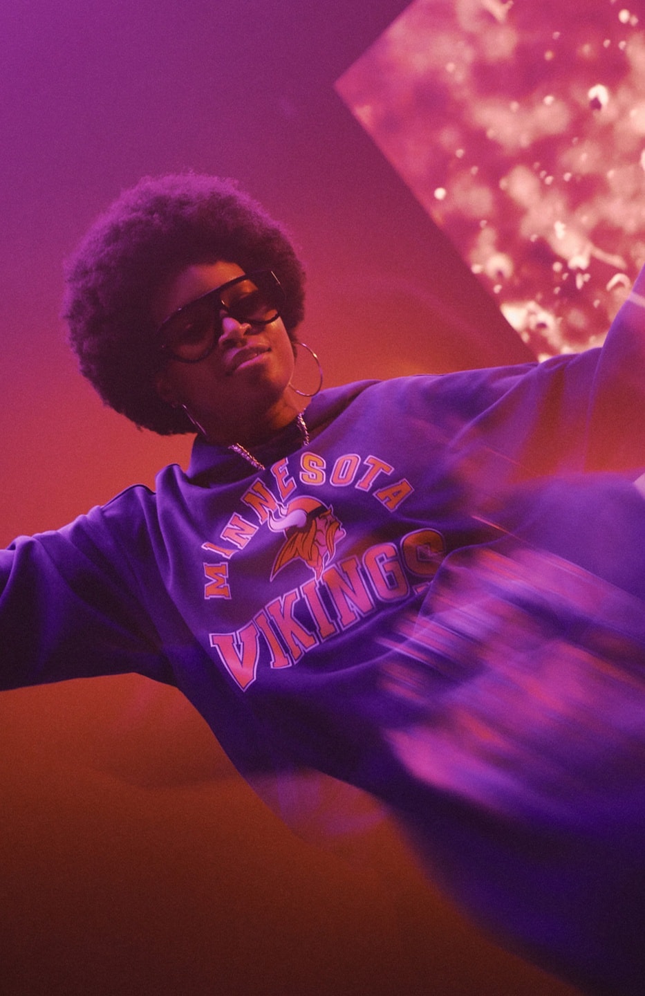 Levelwear and the NFL Take Team Colors From the Stadium to the Studio With Beyond Sunday