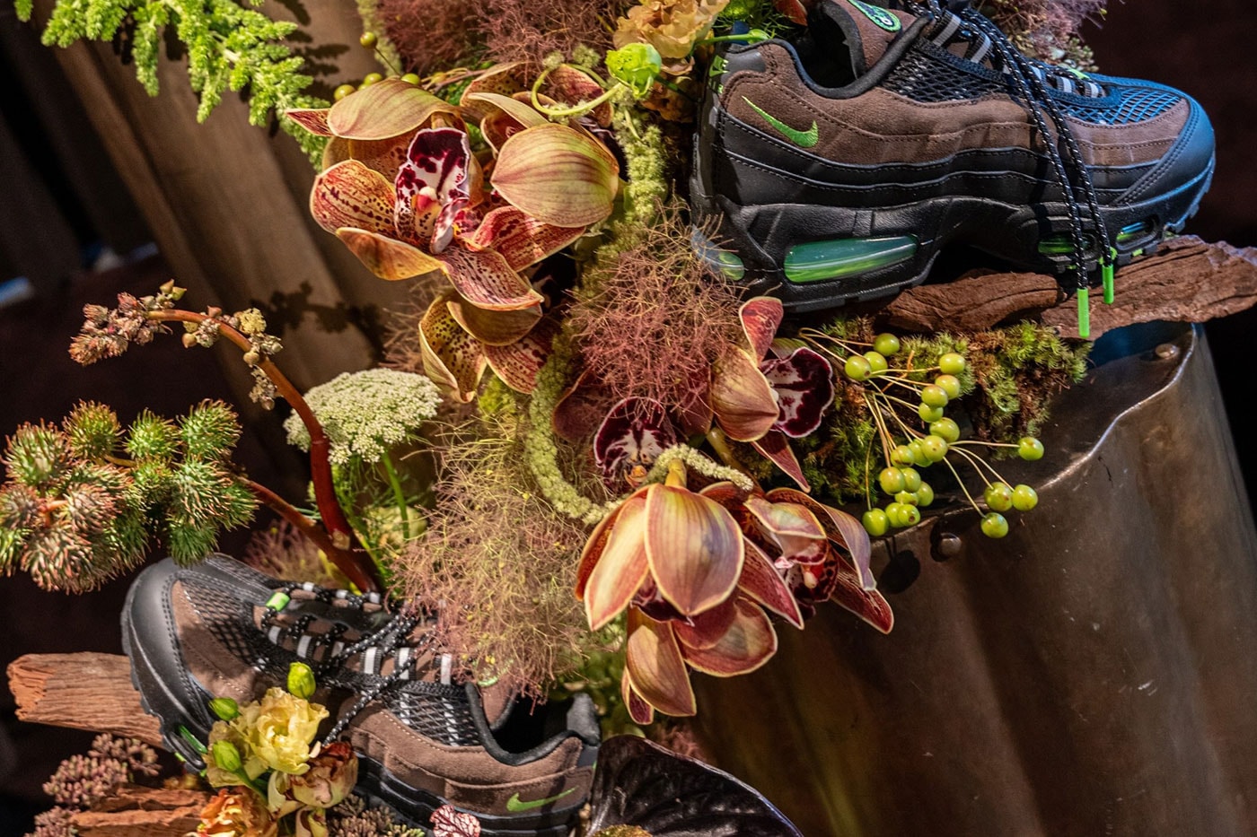 Aya Brown x Nike Air Max 95 Limited F&F Release friends family Baroque Brown/Black/Anthracite-Action Green IQ6688-200