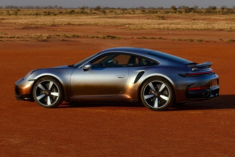Porsche 911 Turbo S Land Down Under with Chromaflair paint in Terra Australis Red and Southern Cross Blue