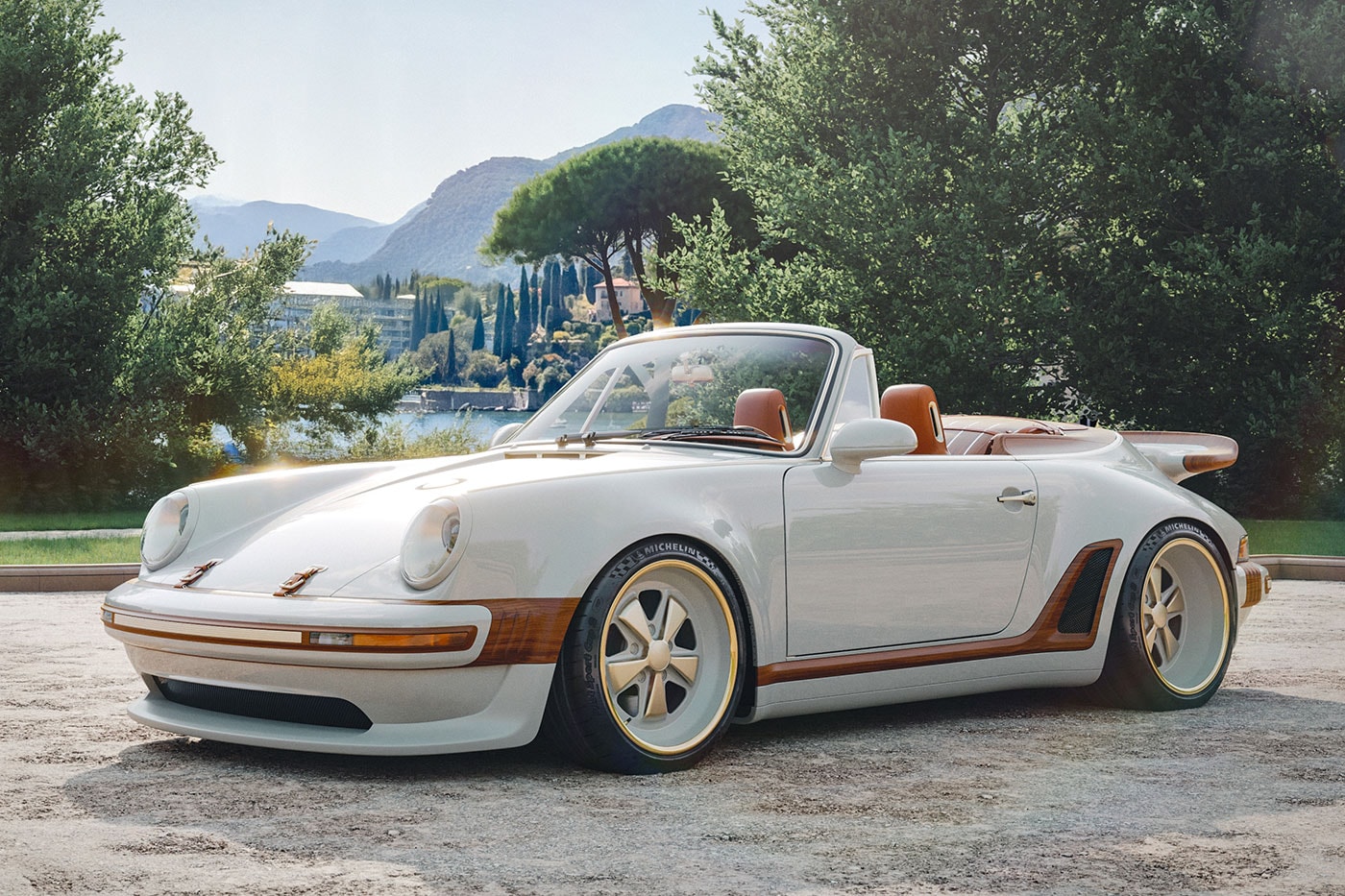 Louis Vuitton and Singer Unveil Two Bespoke Porsche 911 Restorations