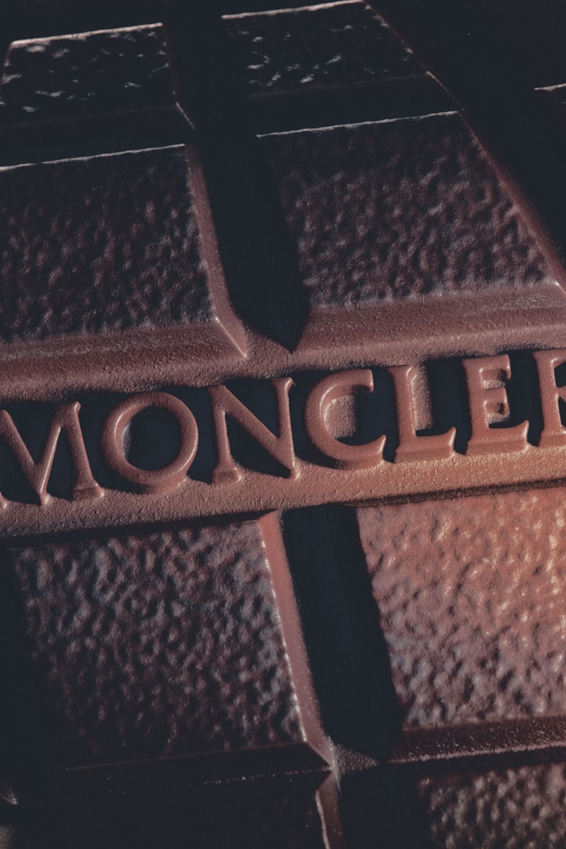 Moncler Fall/Winter 2026 Footwear Collection Info Moncler + Clarks Originals Trailgrip Wallabee GTX Moncler + Rick Owens Trailgrip Megalace Moon Boot x Moncler Grenoble Icon High Rodeo Trailgrip GTX Trailgrip Lite3 Trailgrip Apex GTX Vera Edge Trailgrip Craft Vera Pulse Peak Snowcap Peak Après Moncler Altive Mid