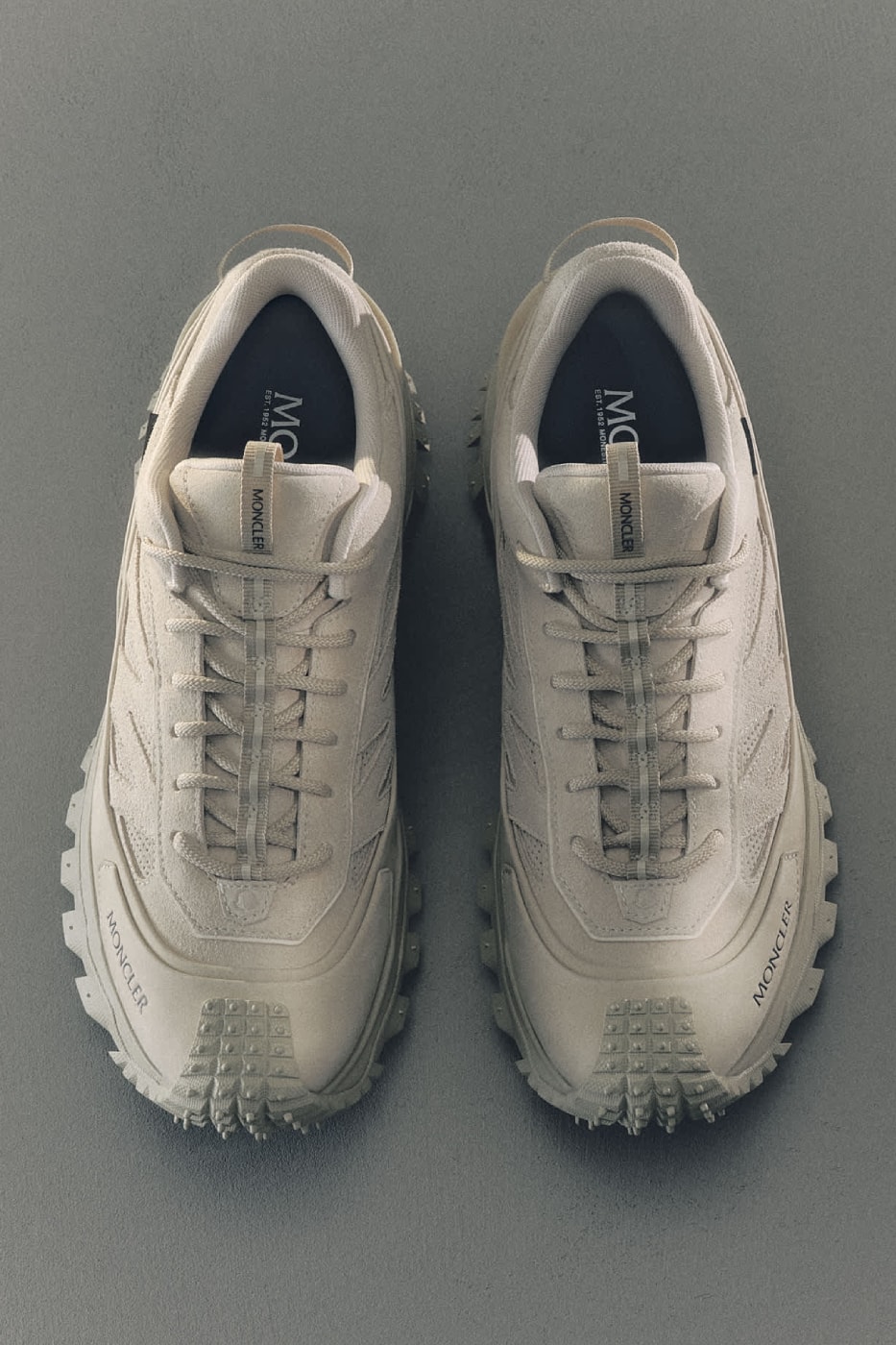 Moncler Fall/Winter 2026 Footwear Collection Info Moncler + Clarks Originals Trailgrip Wallabee GTX Moncler + Rick Owens Trailgrip Megalace Moon Boot x Moncler Grenoble Icon High Rodeo Trailgrip GTX Trailgrip Lite3 Trailgrip Apex GTX Vera Edge Trailgrip Craft Vera Pulse Peak Snowcap Peak Après Moncler Altive Mid