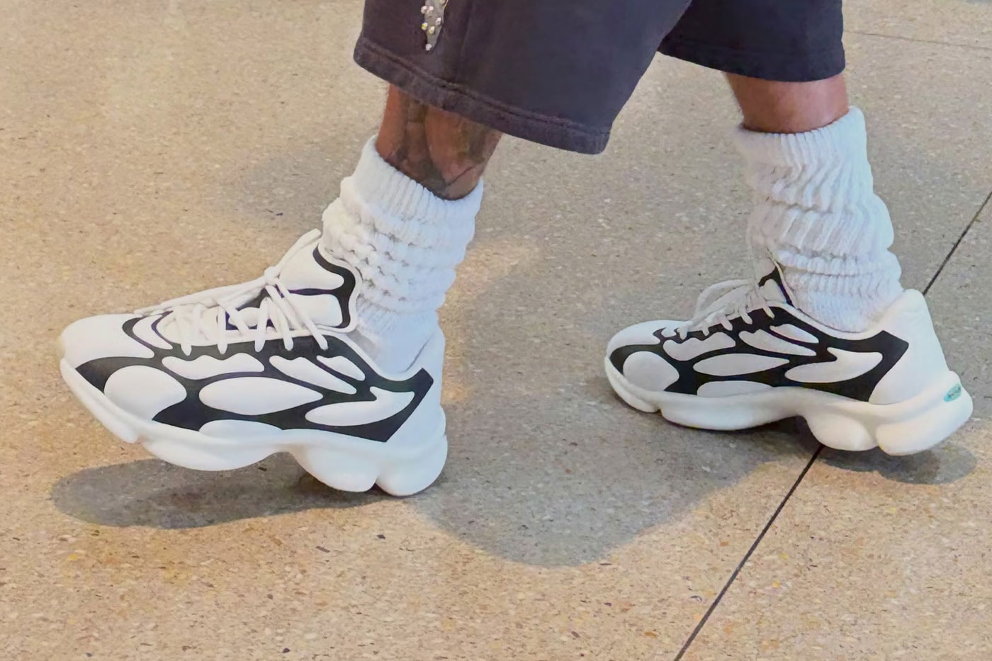 Justin Bieber Unveils the SKYLRK Sensory Runner in New "Black/White" Colorway