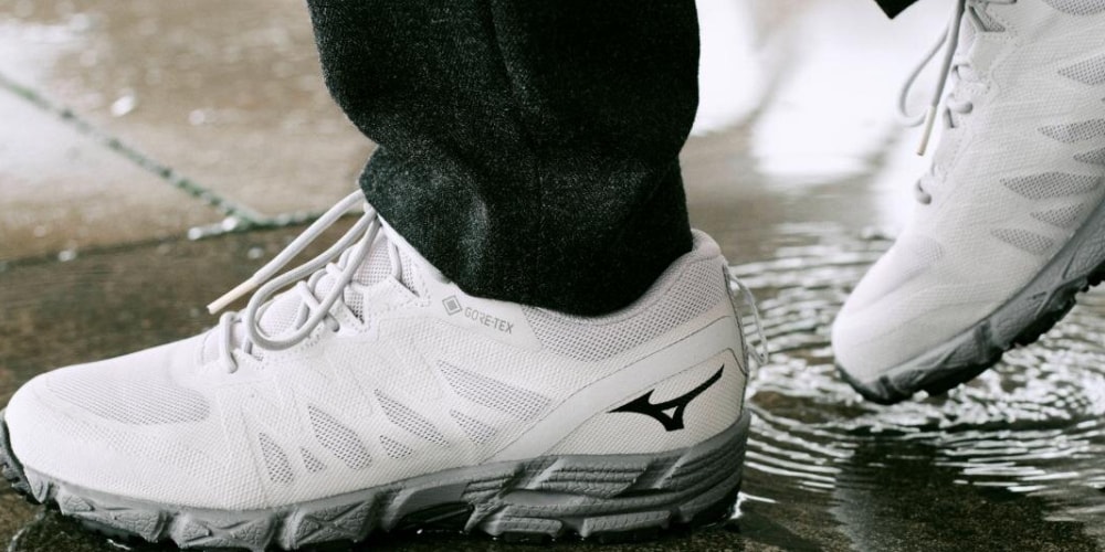 Margaret Howell and Mizuno Unveil the V2 GORE-TEX Hiking Shoe in “Light Grey”