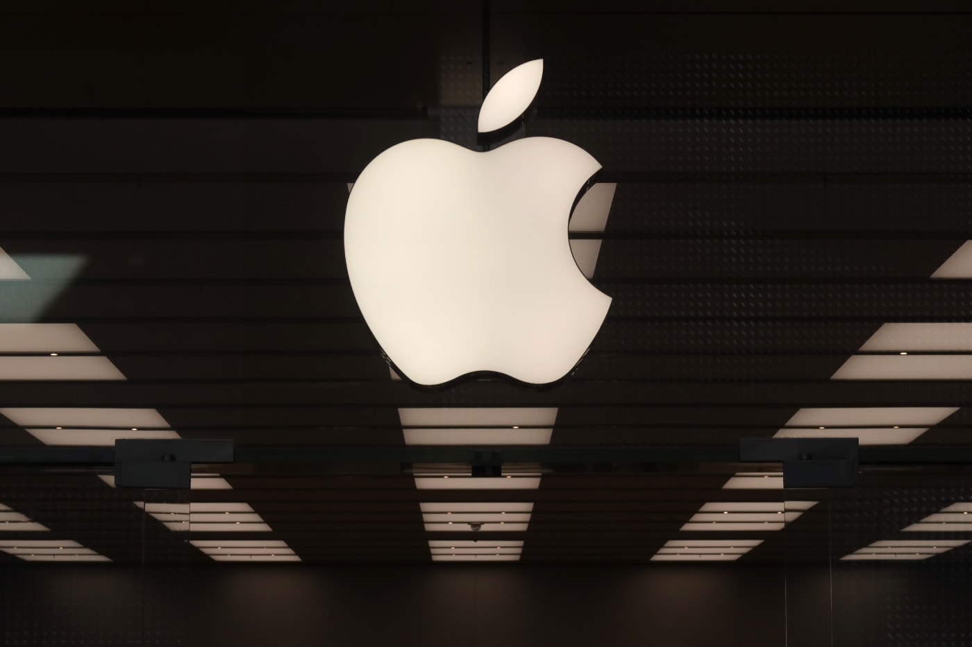 Apple Leaks Unreleased Devices Weeks Ahead of Annual September Event
