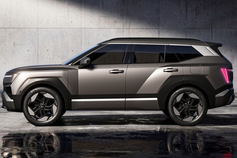 Hyundai 2027 Tucson SUV with boxy Art of Steel design and XRT trim accents
