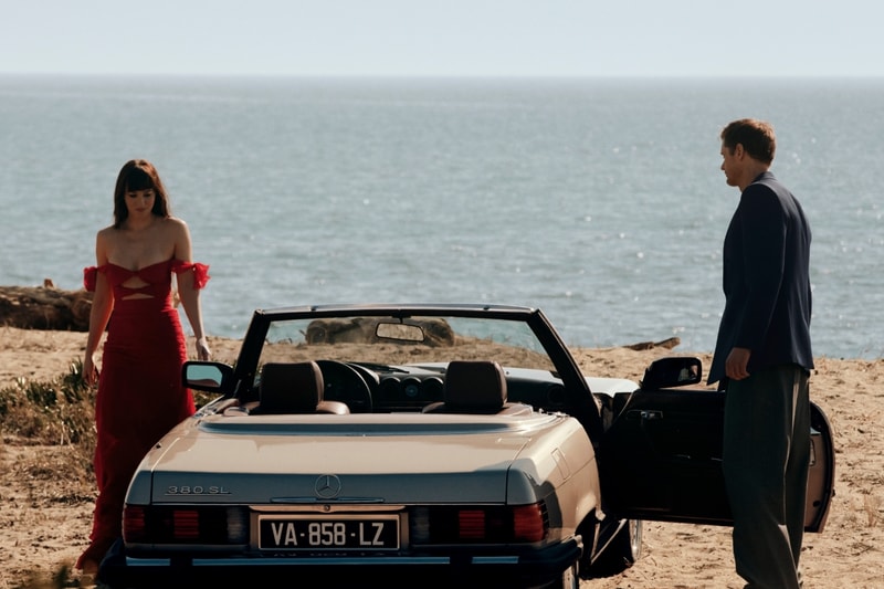 Valentino Beauty Vendetta Fragrance Campaign Film Starring Dakota Johnson Alexander Skarsgård Vendetta Donna Vendetta Uomo