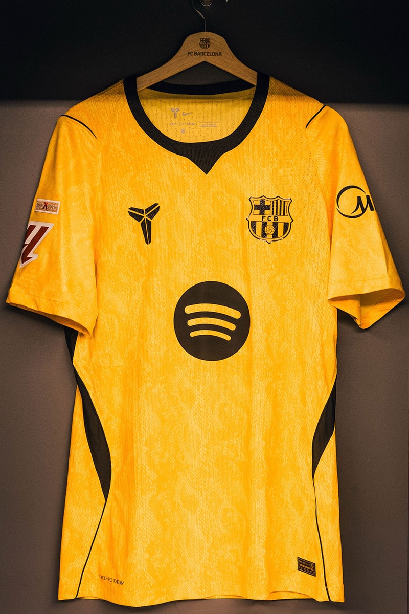 FC Barcelona Debuts Kobe Bryant-Inspired "Barça Mamba" Away Kit black mamba lamine yamal