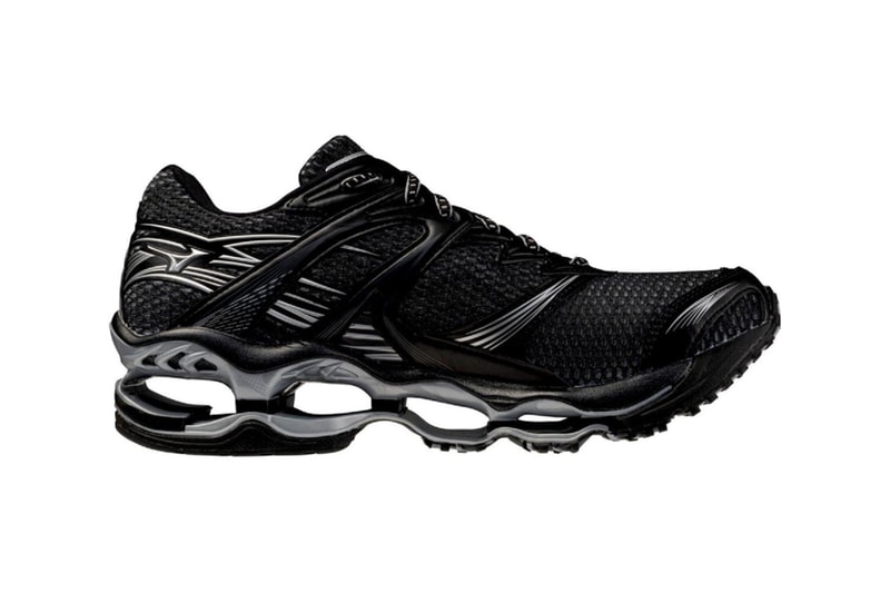 Mizuno WAVE PROPHECY 1 “Black” D1GA265102 Release Info