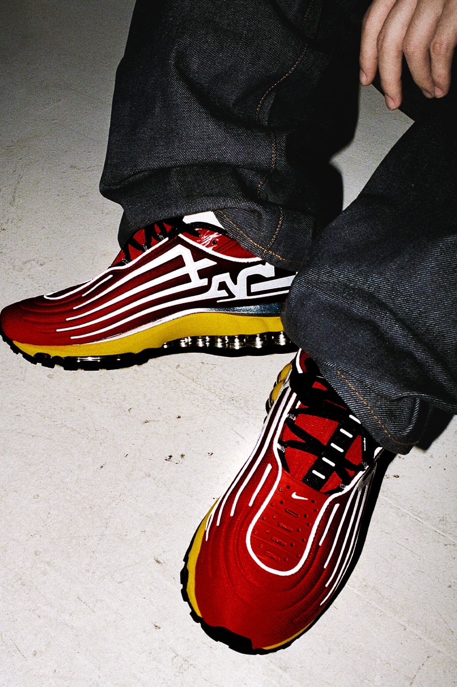 Supreme and Nike Unveil the Air Max 2001 Air Ecstasy Collaboration collaboration release info three colorways