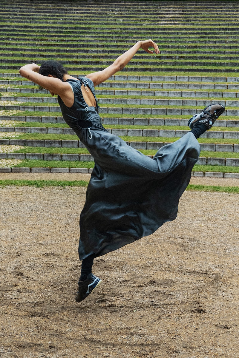Cecilie Bahnsen ASICS GEL-KINETIC FR Sneaker Piedmont Gray Black Coffee Collaboration Campaign Release Info