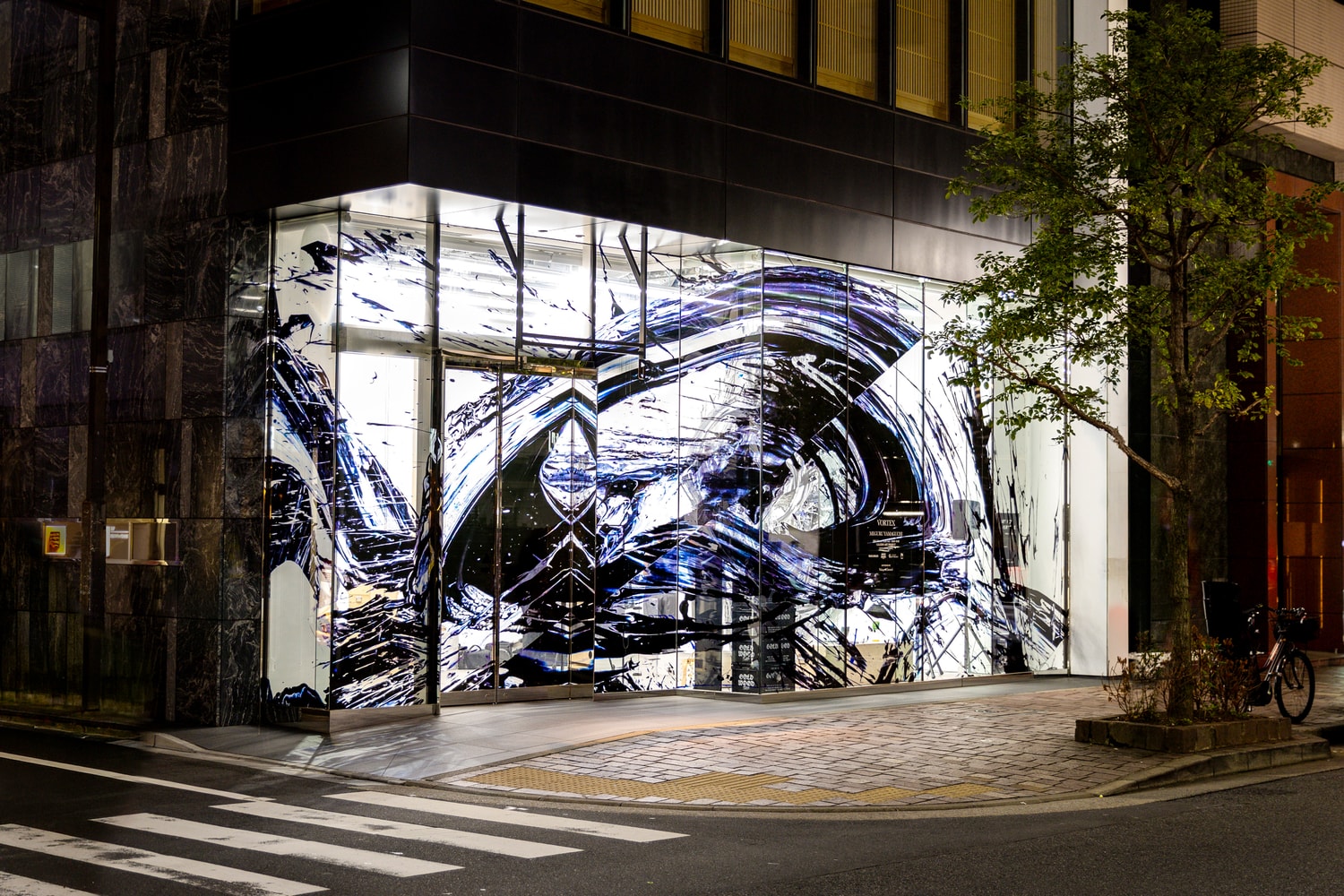 meguru yamaguchi ginza caleido art project exhibition paintings sculptures contemporary art