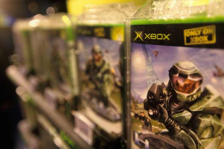 Microsoft's New Xbox Disc-to-Digital Feature Converts Your Physical Game Collection Into Digital Licenses