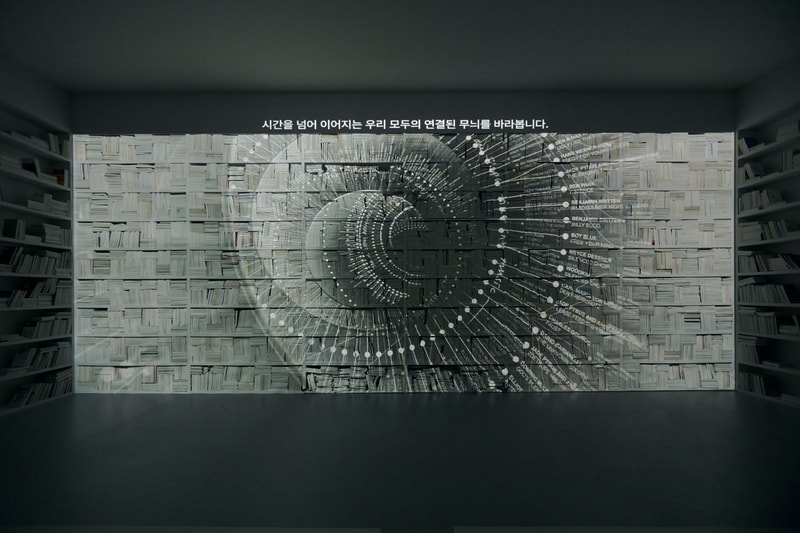 es devlin 3rd poem futura seoul immersive installation art contemporary artwork sculptures 
