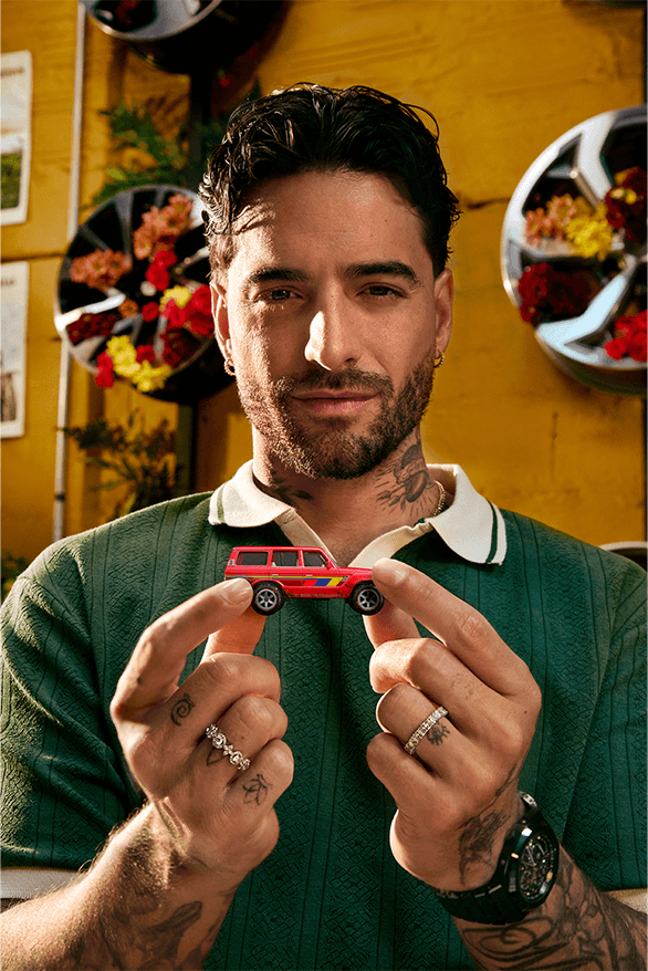 Maluma Hot Wheels ‘Challenge Accepted’ 캠페인 인터뷰, La Matrona 토요타 랜드크루저 FJ60