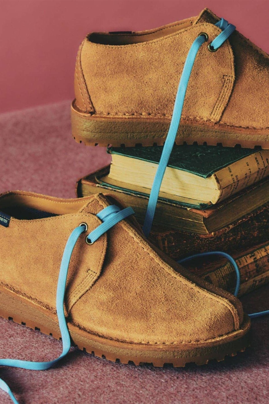 BEAMS BOY y Clarks reinventan el Desert Trek para enfrentar la lluvia