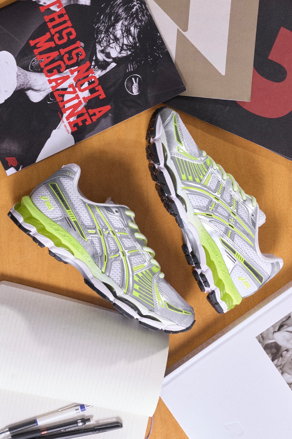 Albino Preto atmos ASICS GEL-Kayano 12 black white safety yellow 1203B227 100 1203B227 001 Release Info
