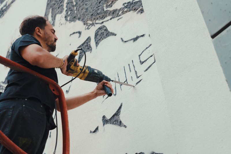 vhils baro mallorca relief portraits paintings sculptures artwork contemporary art portraits