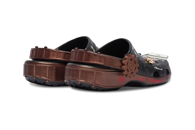 Halloween Saw Crocs Classic Clog michael myers jigsaw 213831-90H 213832-90H Release Info