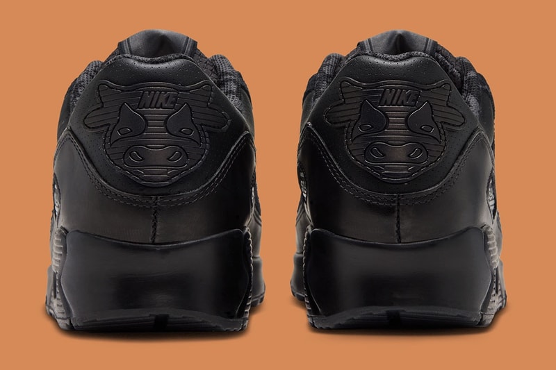 Heel view of the black Wagyu Nike Air Max 90