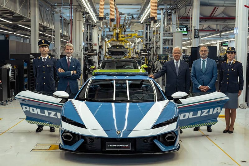 The Italian State Police Just Got a 907 HP Lamborghini Temerario Built for Emergency Organ Deliveries
