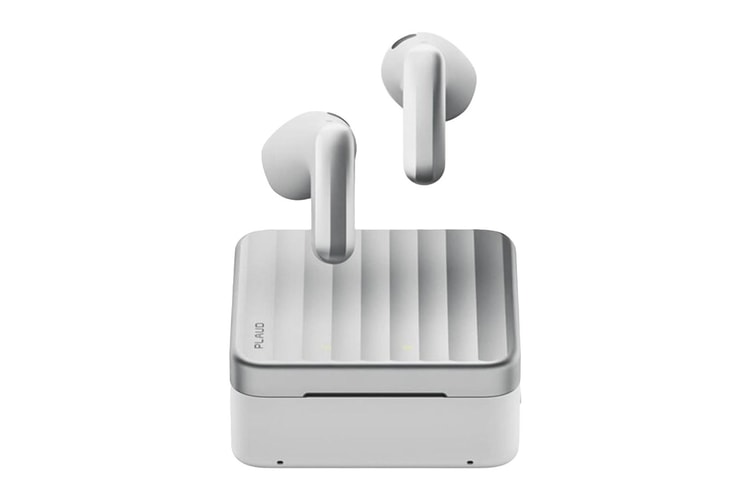 The Plaud One Earbuds Capture and Sync Meetings Without a Smartphone