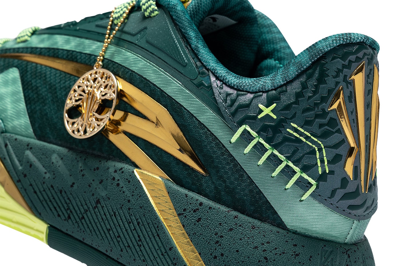 Kyrie Irving  ANTA KAI 3 “Alchemist” Release Info 