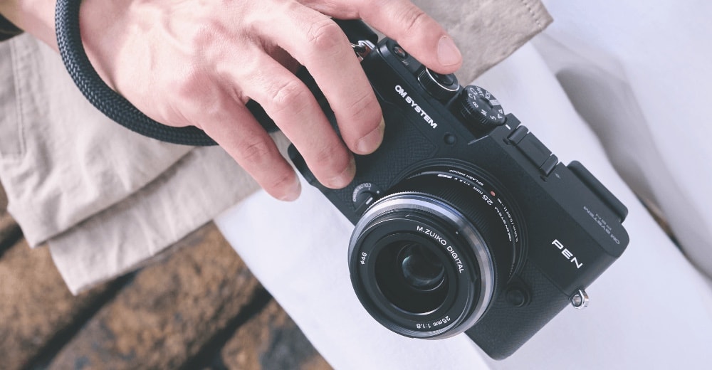 OM SYSTEM PEN camera design and features
