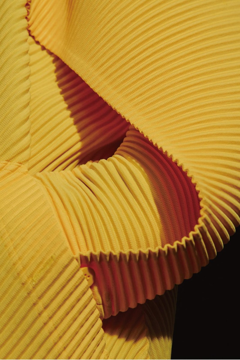 HOMME PLISSÉ ISSEY MIYAKE In A New Light Collection