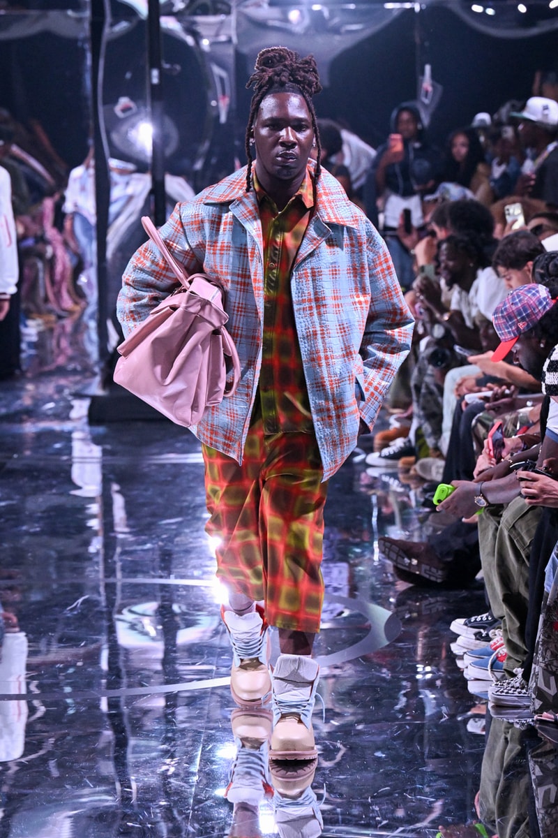 PDF Domenico Formichetti SS27 Runway Show